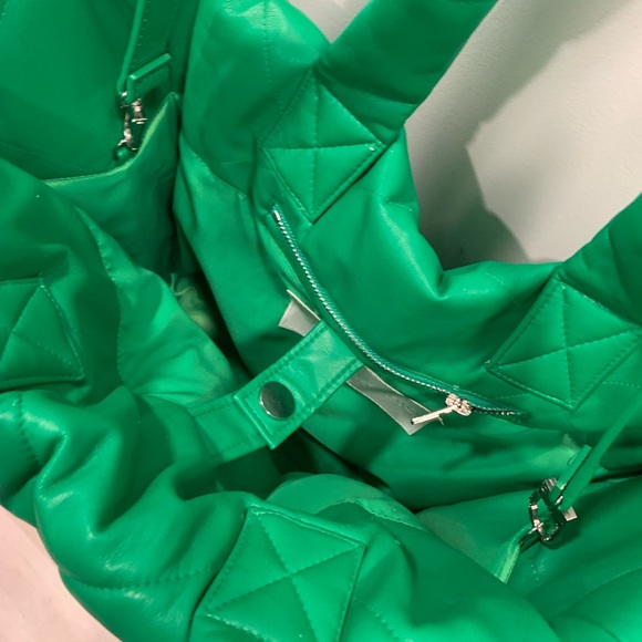 Stand Studio Quilted Tote Assante Diamond Large Bag Crossbody Tote Green - Picture 15 of 16